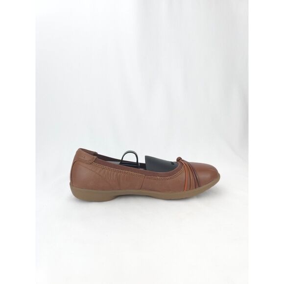 Women's Brown Leather Clarks Meadow‎ Rae Knot-Trim Comfort Flats Shoes Size 7 - Picture 9 of 13